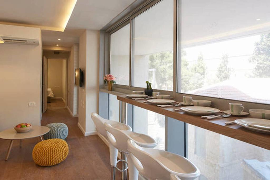 Chic & Quiet Apartments In City Center By Feelhome Jerusalem Zimmer foto