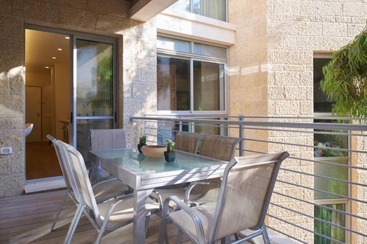 Chic & Quiet Apartments In City Center By Feelhome Jerusalem Exterior foto